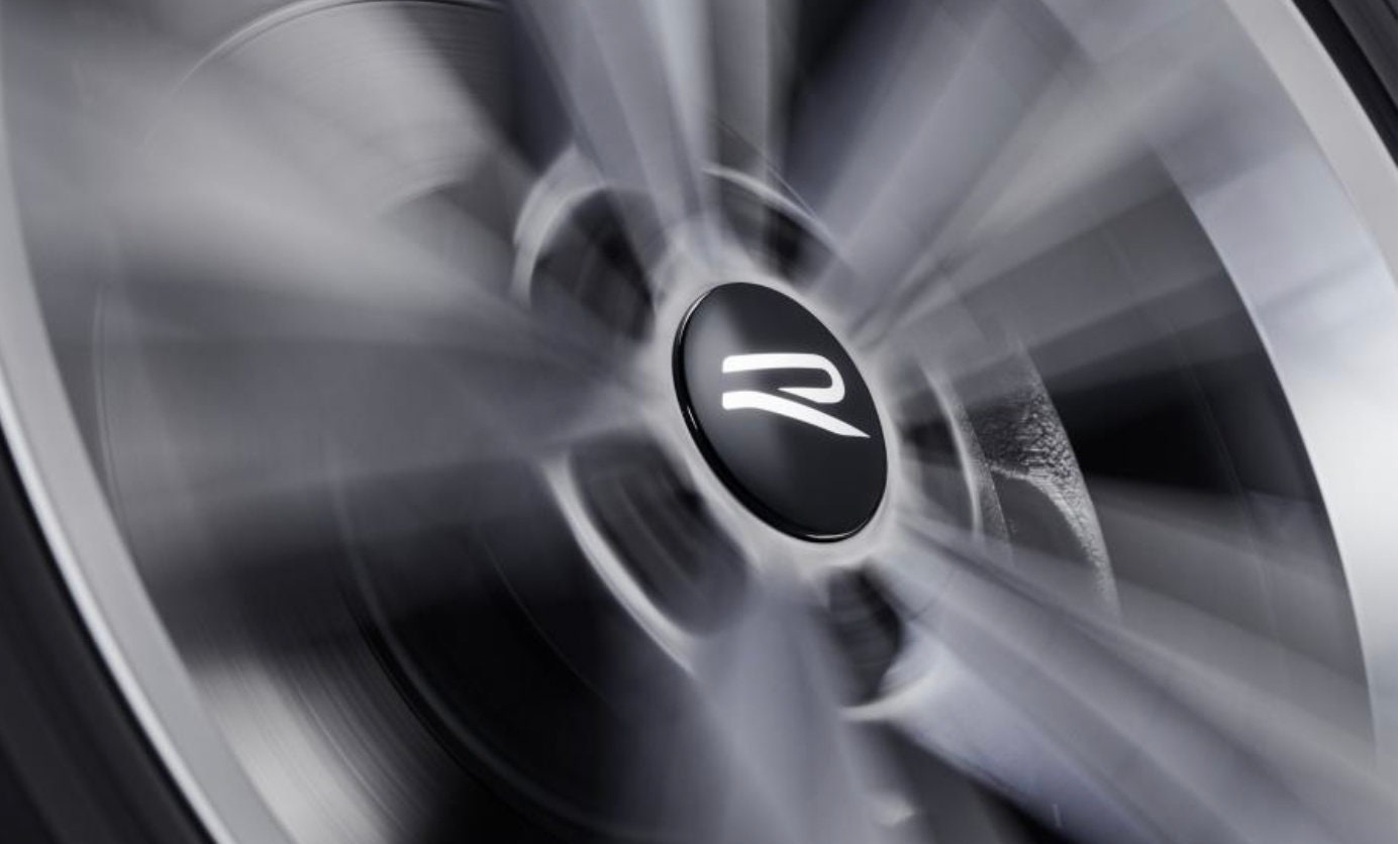 Volkswagen Floating Center Caps - How it looks on wheels